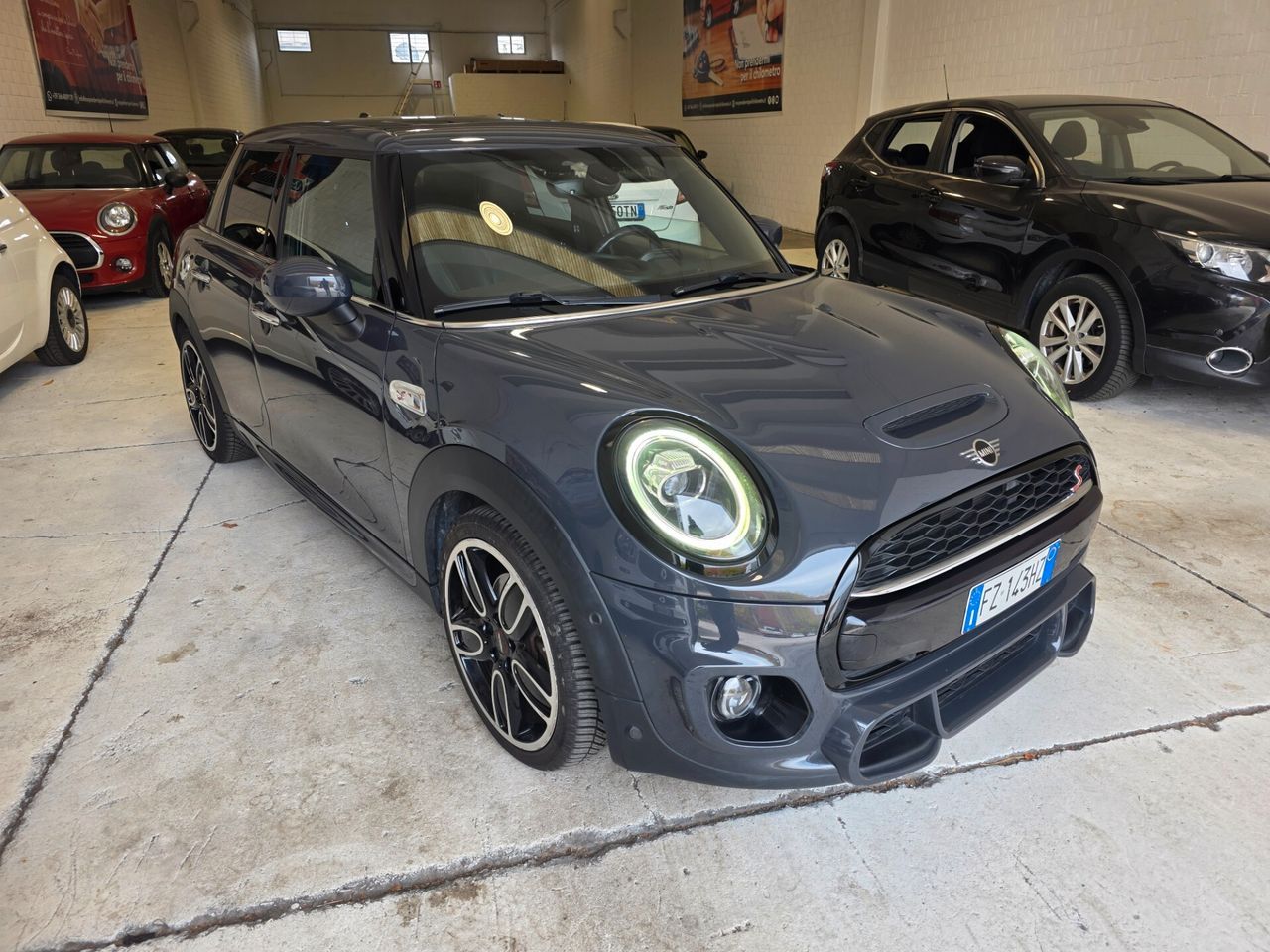 MINI Mini 2.0 Cooper S Automatico imagem 2