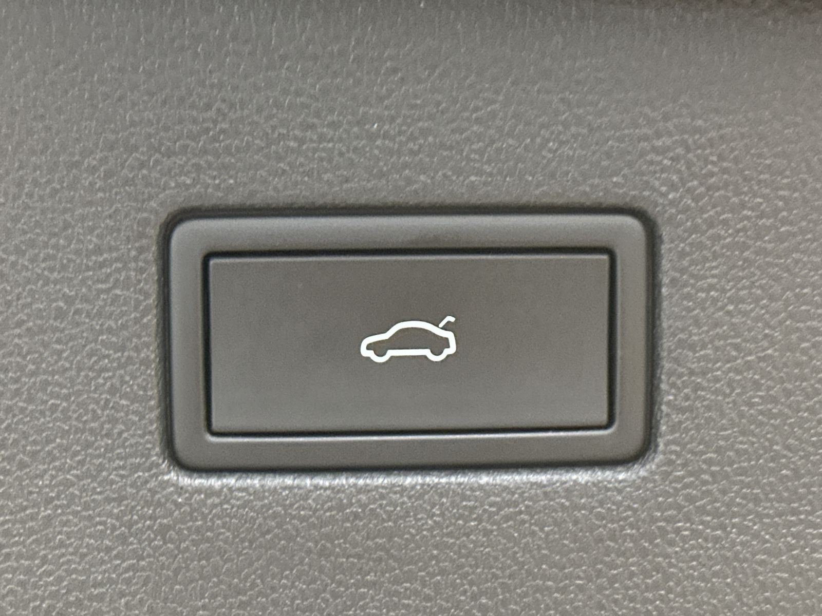 Fahrzeugabbildung Volkswagen Tiguan Allspace 2.0 TDI DSG CL NAV+LED+VC+ACC+PP