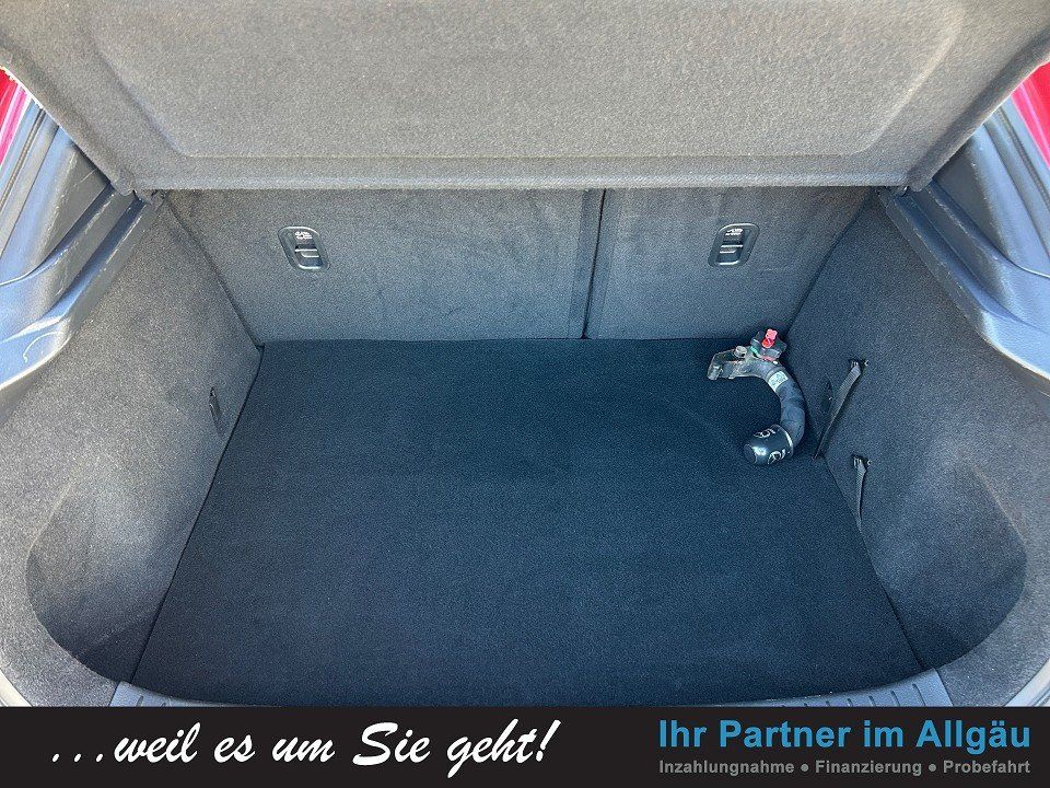 Fahrzeugabbildung Mazda CX-30 SKY-X 180 AWD 6AG SELECTION AHK BOSE LEDER