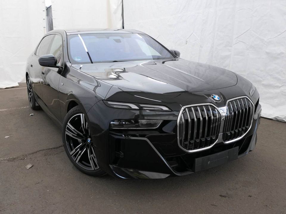 BMW 740 - Bild 2