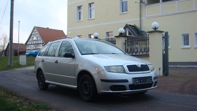 Skoda Fabia Combi 1.4 16V 59 kW Ambiente