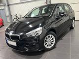 BMW 216i Active Tourer **Navi*SHZ*PDC*BT** - schwarze BMW 216