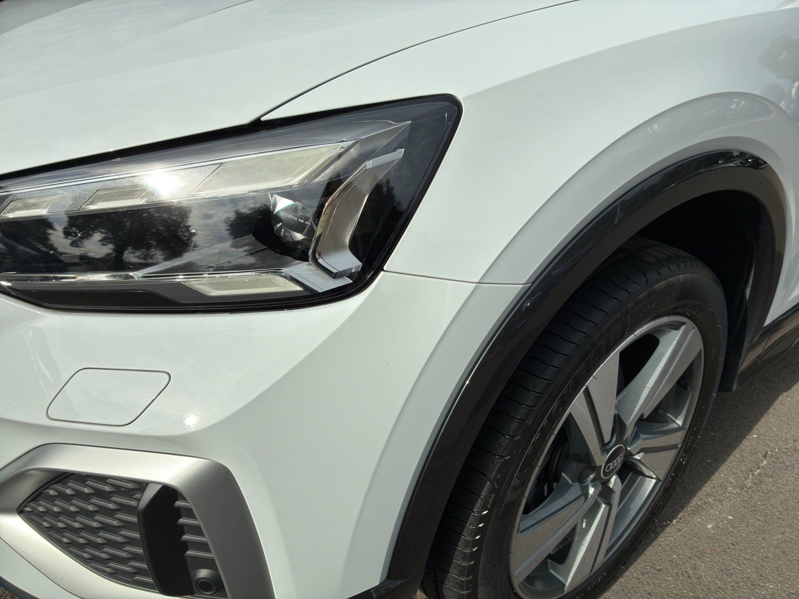 Fahrzeugabbildung Audi Q2 35 1.5 TFSI advanced Kamera,LED,Matrix,Navi