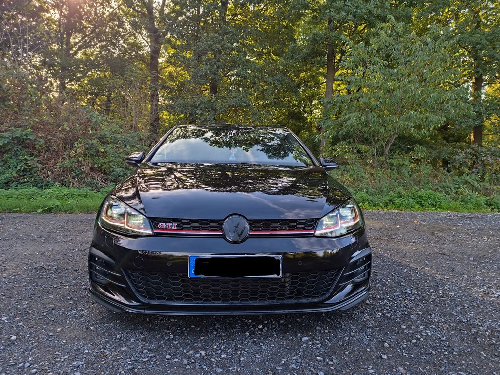 Image of Volkswagen Golf
