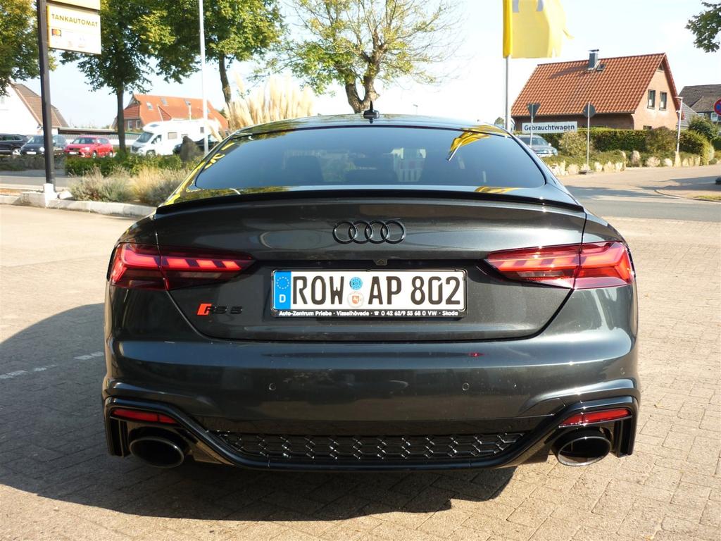 Audi RS5