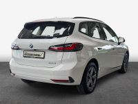 BMW 220 Active Tourer - Vorschau Bild 2