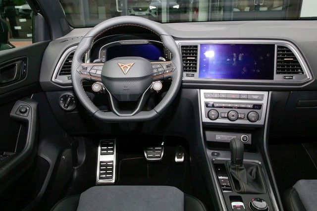 Fahrzeugabbildung CUPRA Ateca VZ 4Drive PANO AHK