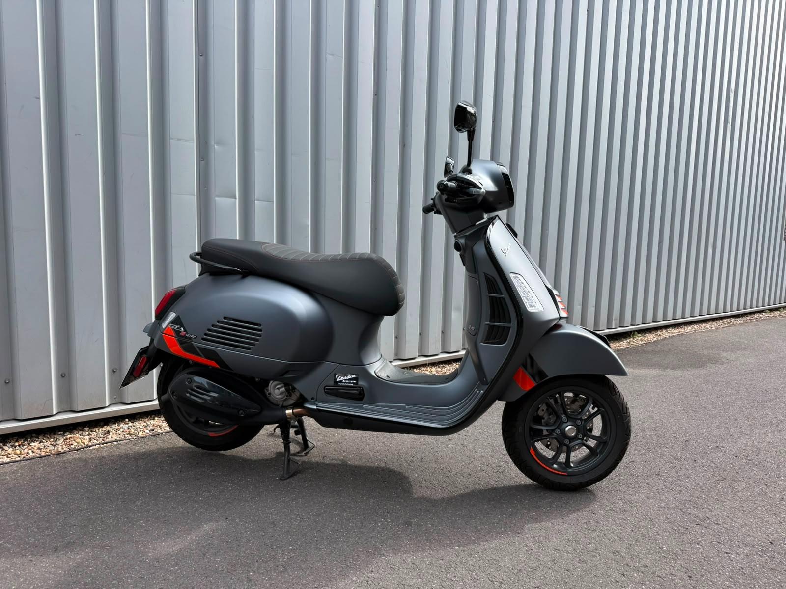 Vespa GTS 310 SuperSport Grau E5+ Vorführer