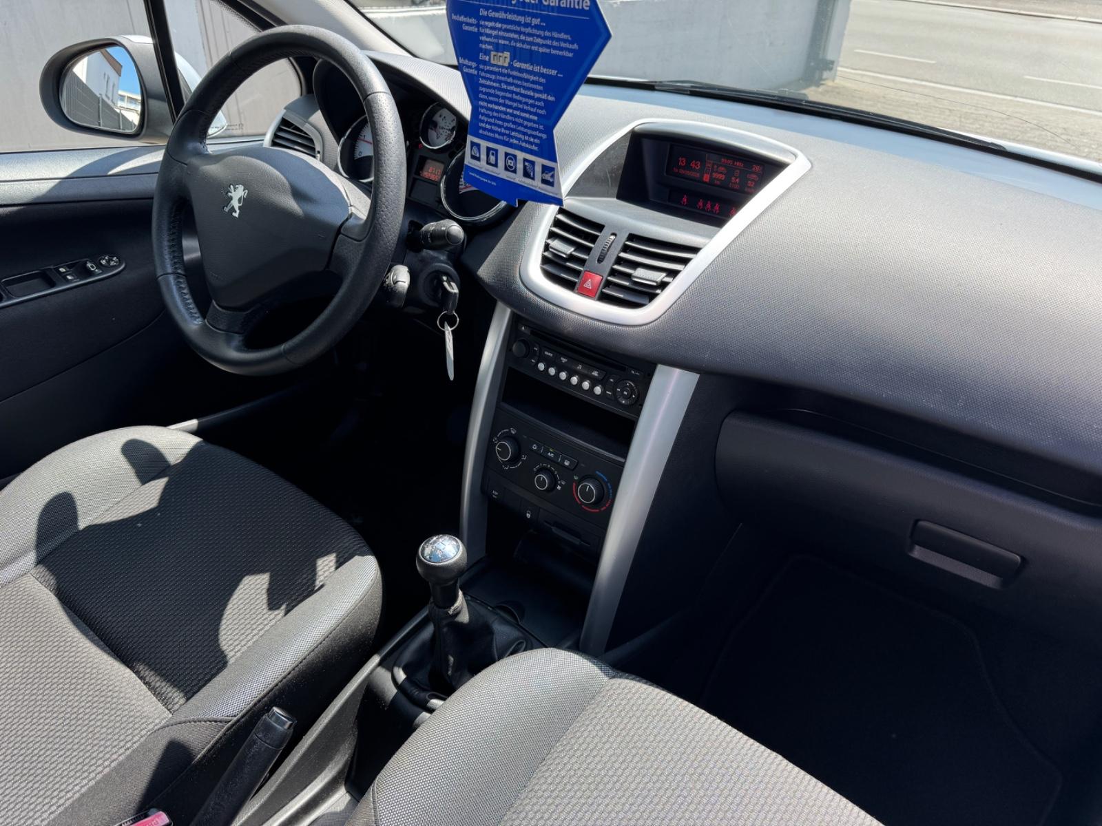 Peugeot 207 2011 — photo 34