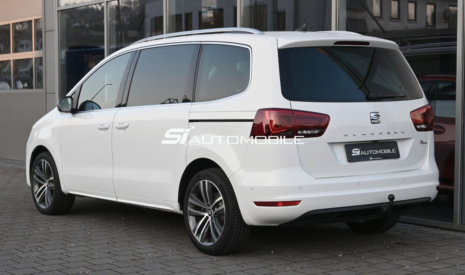 Fahrzeugabbildung SEAT Alhambra 1.4 TSI DSG FR-LINE °ACC°AHK°DCC°STHZG°