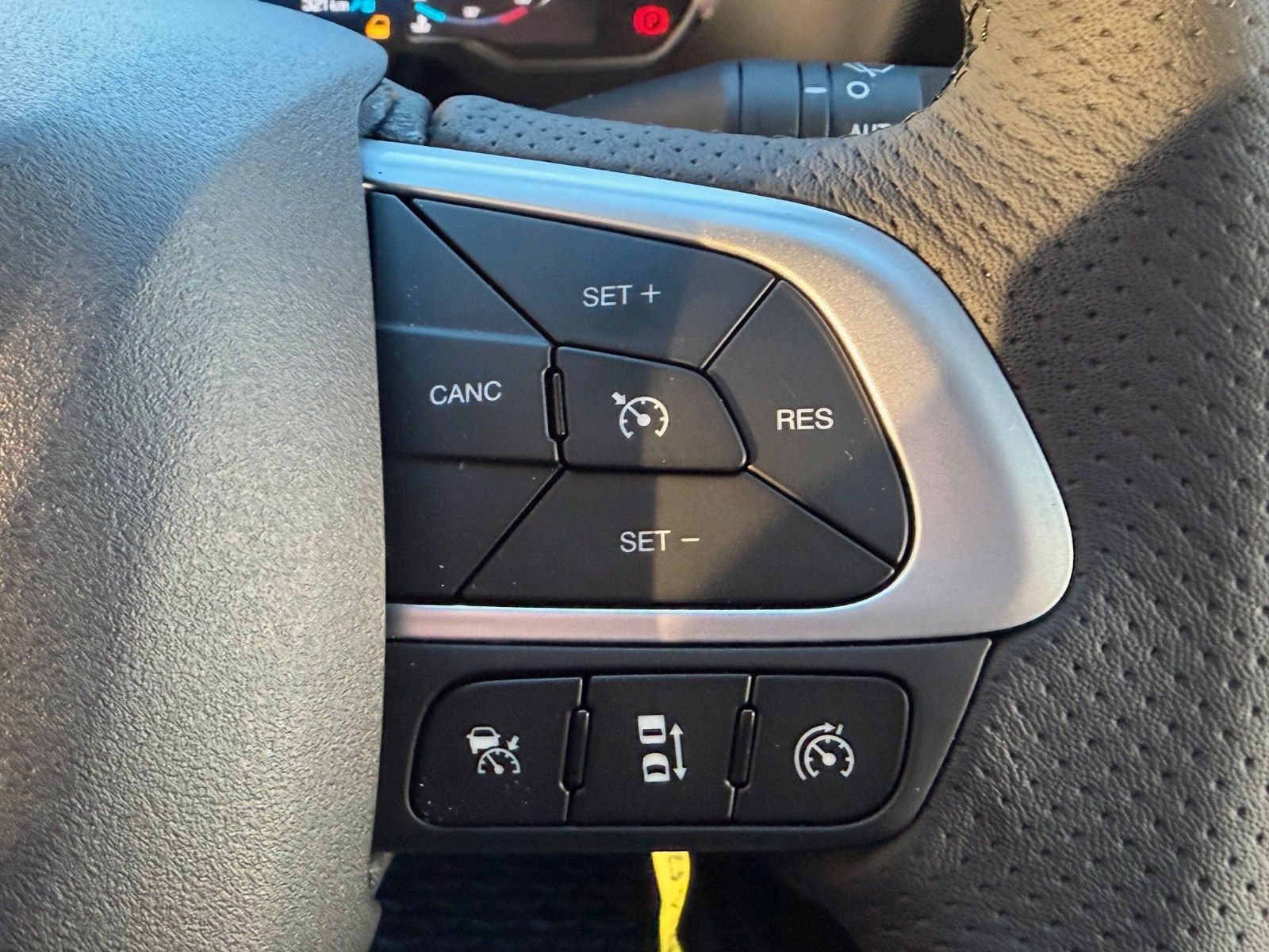 Fahrzeugabbildung Iveco Daily 35S18 HA8 *R4.100mm*Automatik*Kamera*ACC*