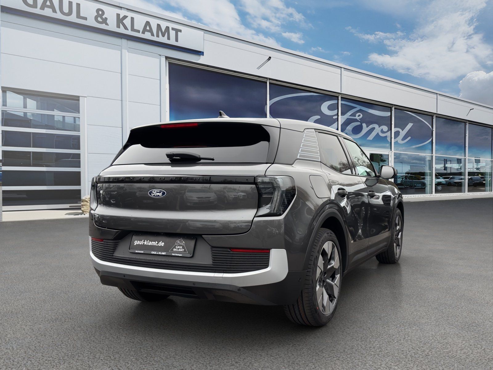 Fahrzeugabbildung Ford Explorer eMotor Premium RWD