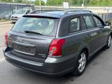Toyota Avensis Kombi 2.0 D-4D Sol - Toyota Avensis aus 2007: Kombi