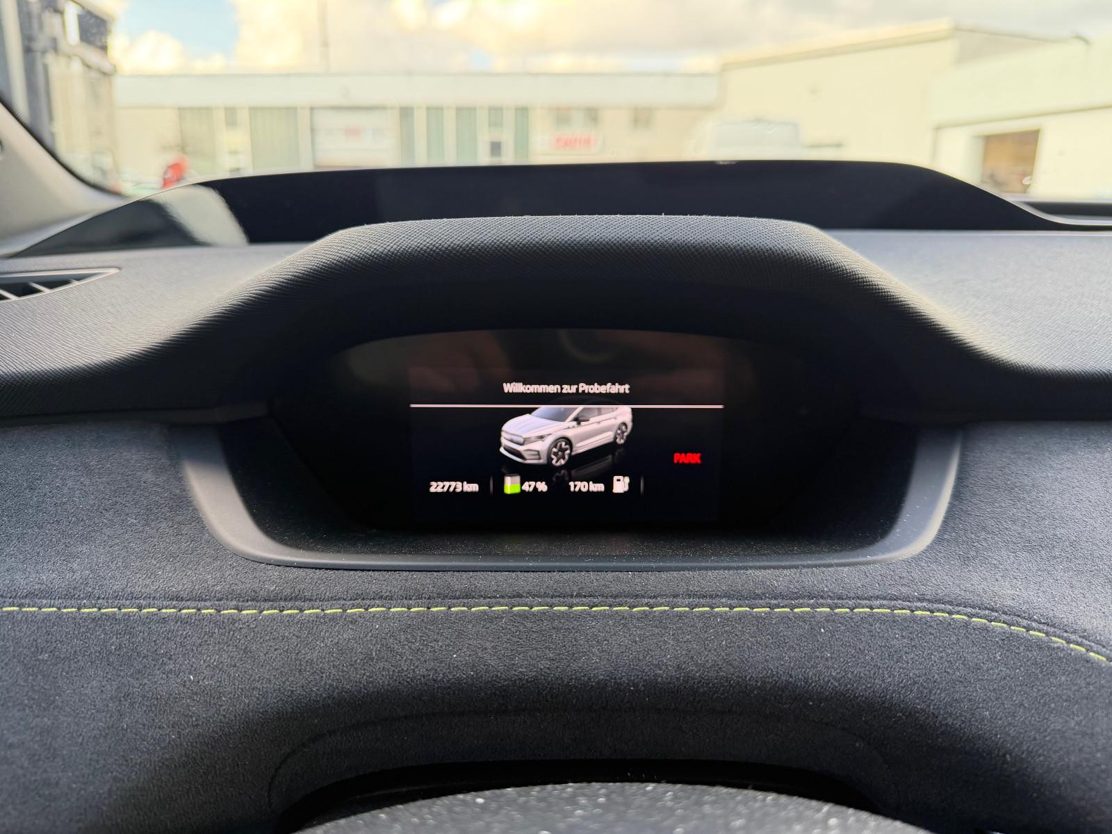 Skoda Enyaq RS*ACC*SZHZNG*NAVI*360°*CARPLAY*AMBIENTE*