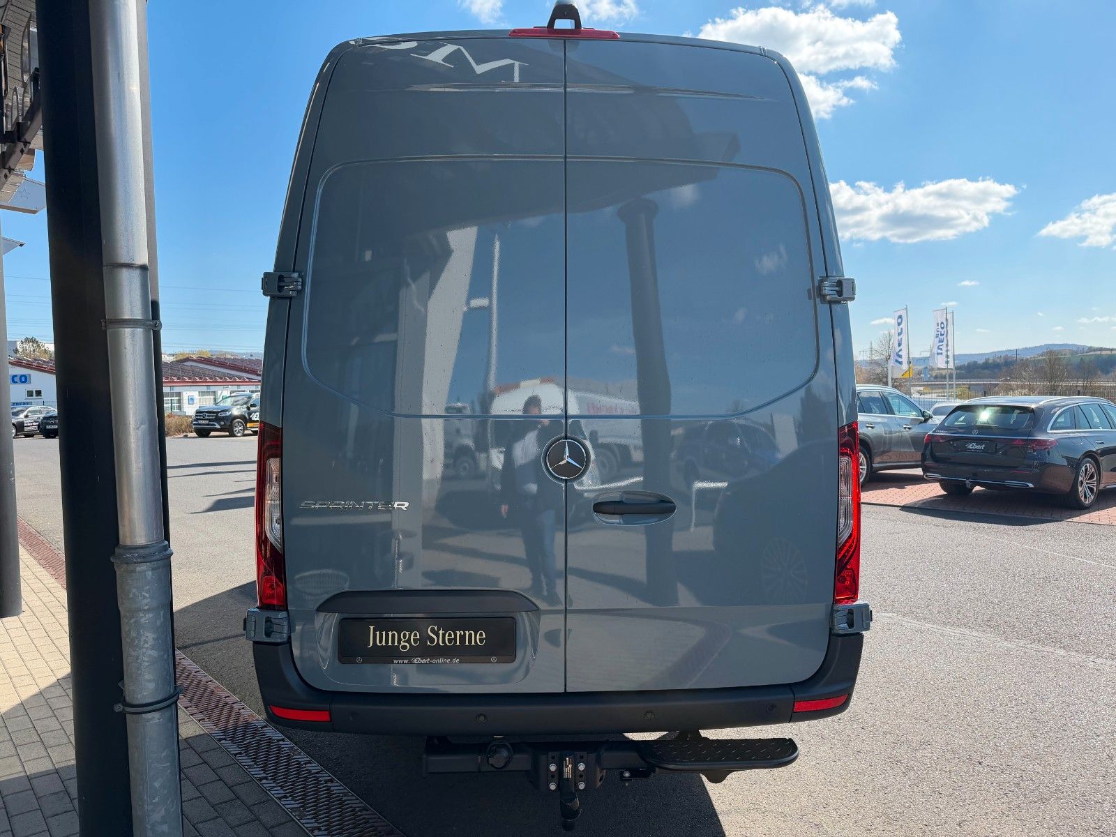 Fahrzeugabbildung Mercedes-Benz Sprinter 419 CDI 4x4 Extralang AHK Stdheiz