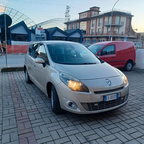 Renault 7 POSTI SCENIC 1.9 TDI KM 157.518