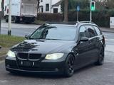 BMW 320 3 Touring 320i - BMW 320 aus 2007: Kombi, 320i