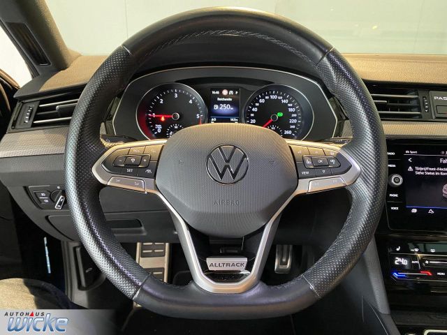 Passat Variant 2.0 TDI DSG 4Motion Alltrack
