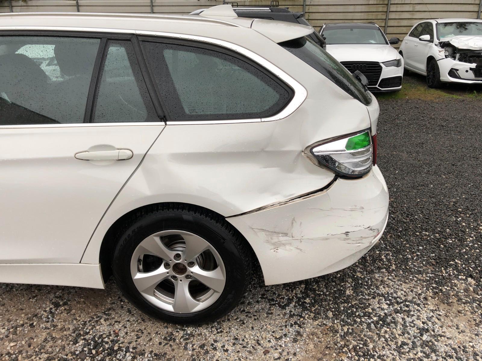 BMW 320 2013 — photo 12