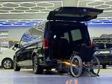 Mercedes-Benz EQV EQV 300 extralang-Behindertengerecht-Rampe - schwarze Mercedes-Benz EQV