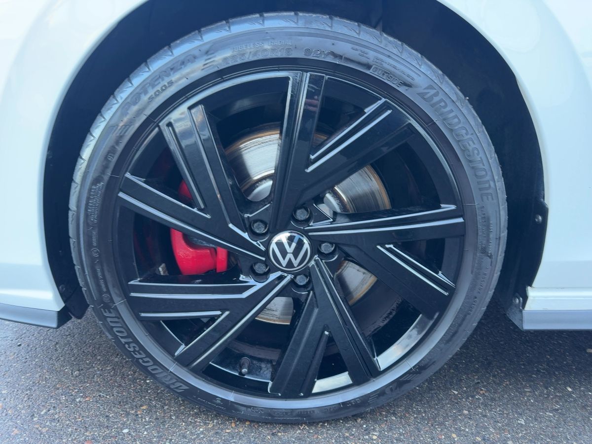 Volkswagen Golf - Bild 12