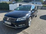 Volkswagen Passat Voll-Ausstattung, Scheckheft, TDI, DSG - Volkswagen Passat aus 2012: TDI