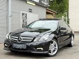 Mercedes-Benz E 350 CDI Coupe AMG Paket *1-HAND*PANO*H.KARDON* - Mercedes-Benz E 350 in Duisburg