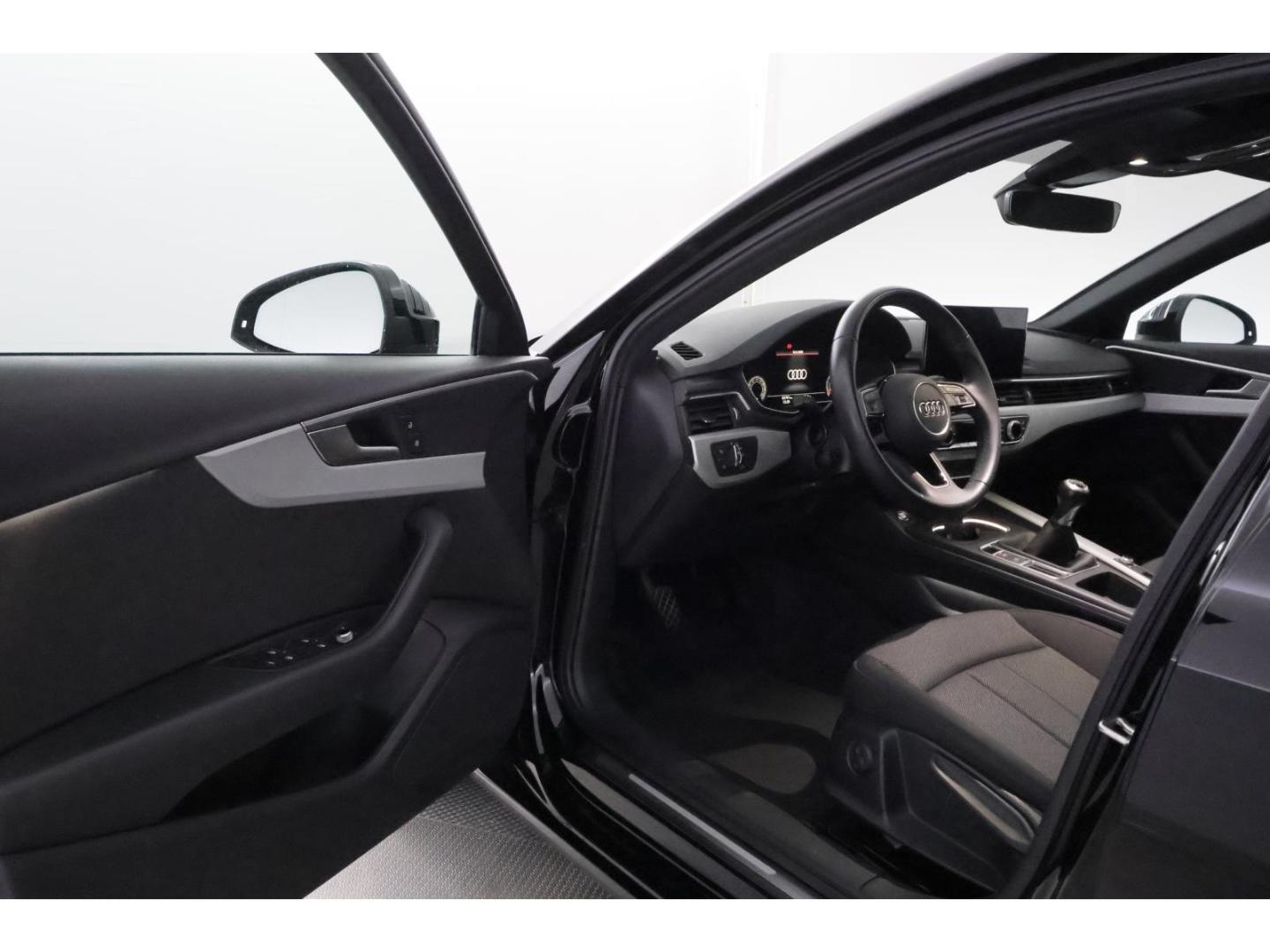 Audi A4 35TFSI Avant Serie+LED+NAVI+VIRTUAL+TEMPO+PDC, миниатюра 13