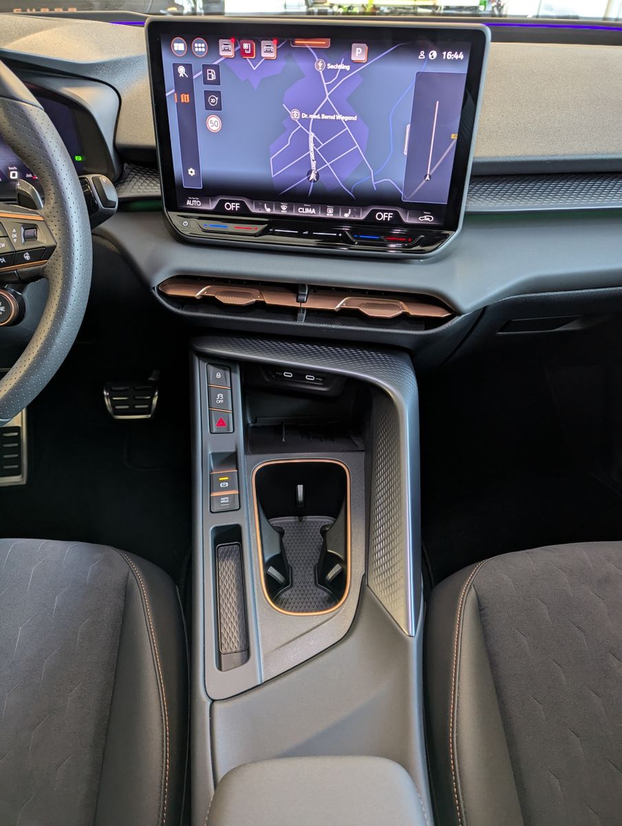 CUPRA Terramar 1.5eTSI HUD DCC Matrix Pano Sennh. 20" - Image 20