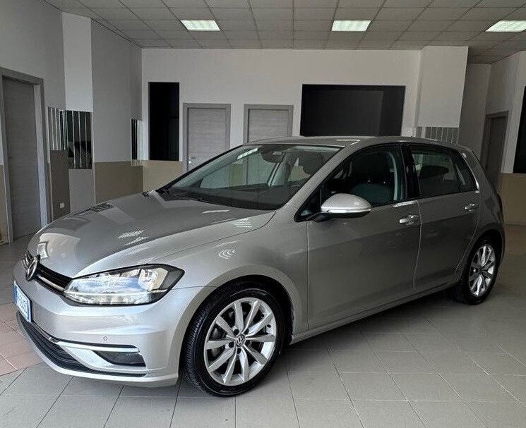 Image of Volkswagen Golf
