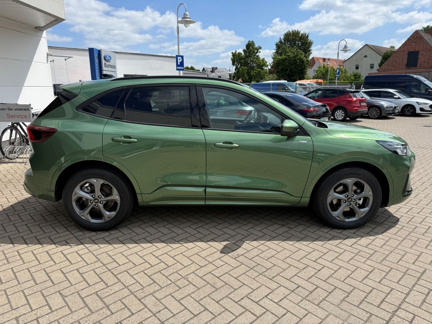 Fahrzeugabbildung Ford Kuga ST-Line Sport 5J AHK Navi Digi Co LED CarPl