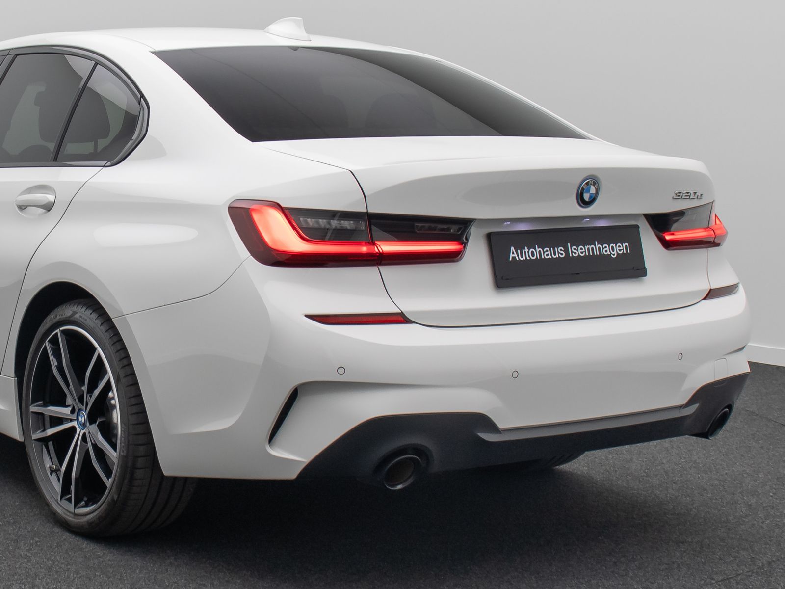 Fahrzeugabbildung BMW 320e M Sport Alarm DAB LED GeschwindigReg 19Zoll