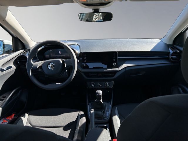 Fabia Essence