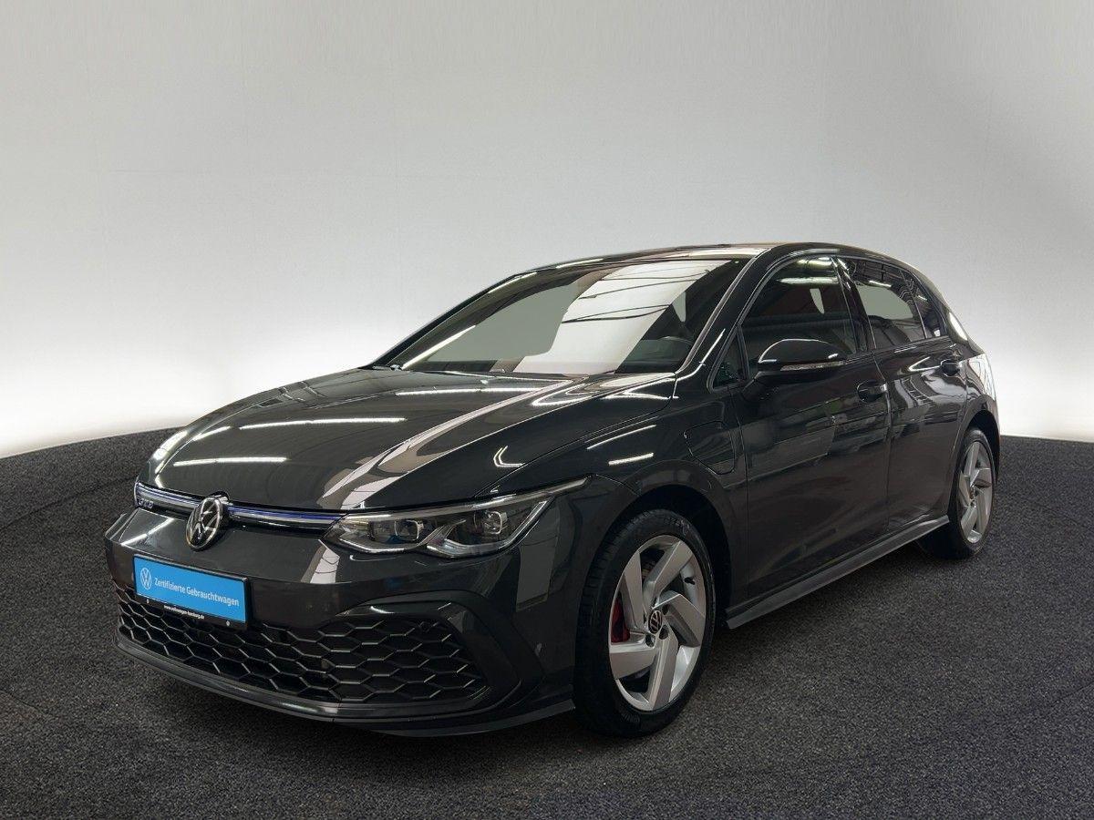 Volkswagen Golf VIII 1.4 GTE DSG Panorama Kamera Navi