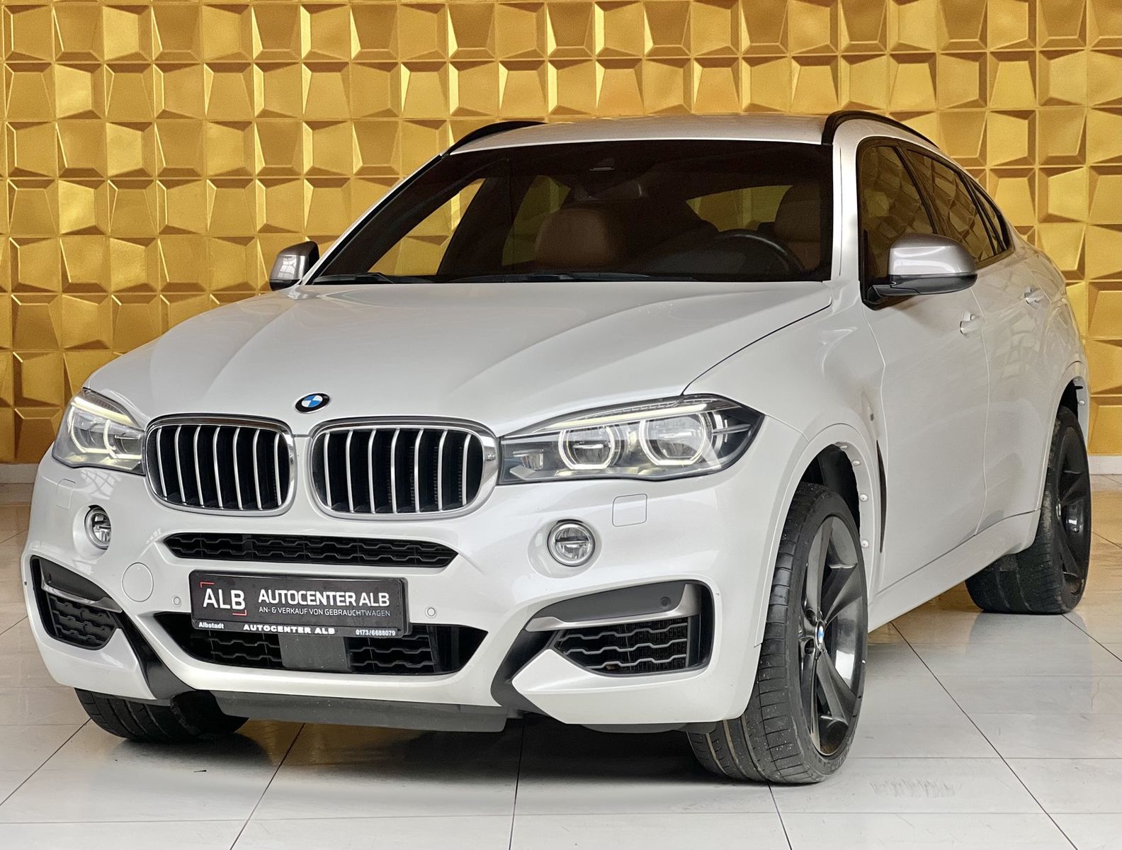 BMW X6 M50 d/AUTOMATIK/AHK/ACC/4X4/VOLL/EURO 6/