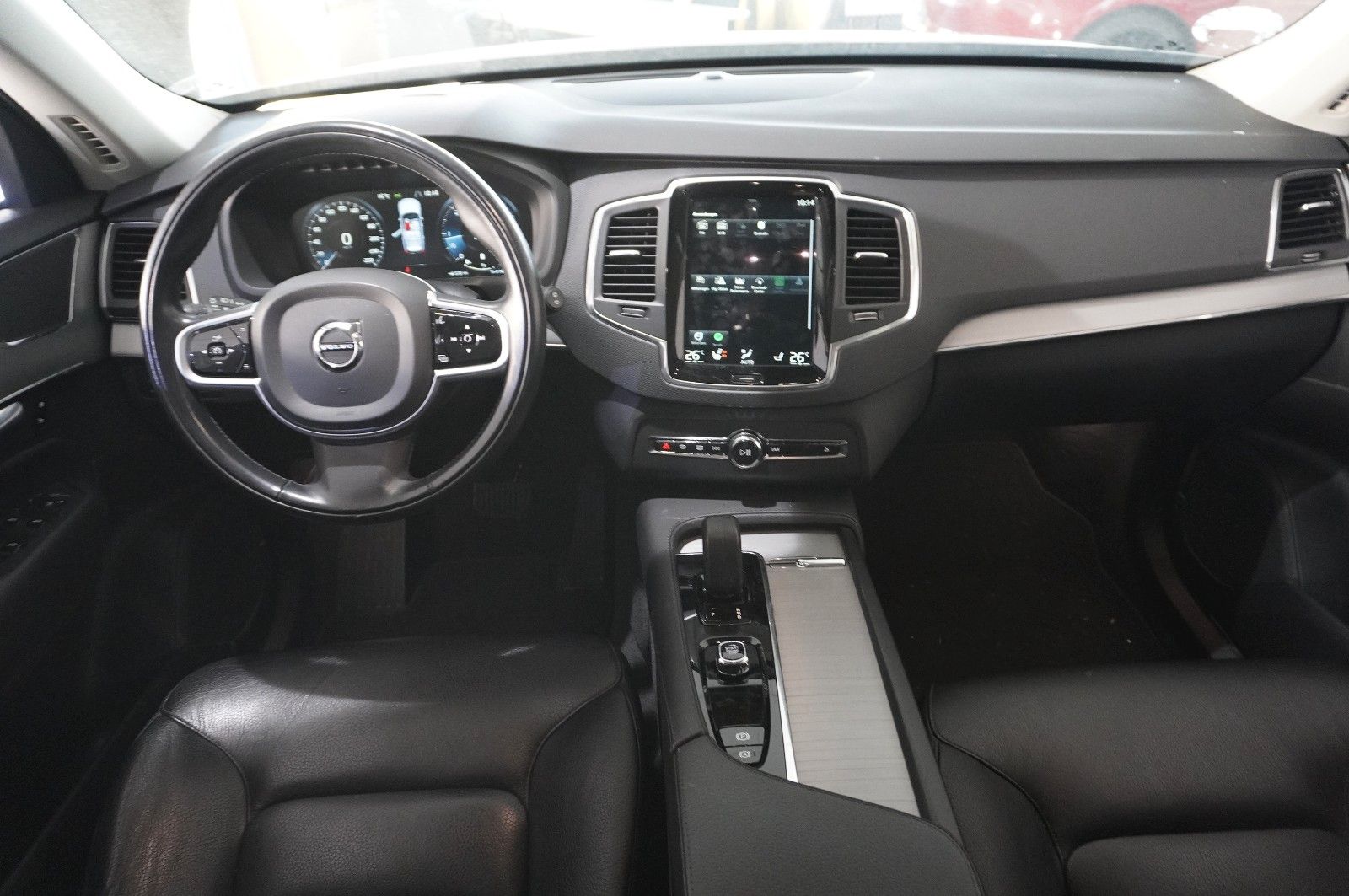 Fahrzeugabbildung Volvo XC 90 B5 D MOMENTUM PRO NAVI/LED/VIRTU/LEDER/AHK