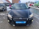 Ford Focus Turnier Champions Edition - Ford Focus: Schwarz, Edition