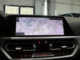 BMW 330e Touring Advantage / LIVE-COCKPIT-PRO / LED - BMW 330 mit Hybrid-Antrieb