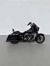 Harley-Davidson Street Glide Special FLHXS - Offers matching your search criteria