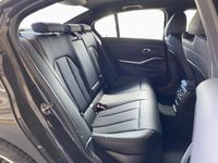 BMW 318 - Vorschau Bild 11