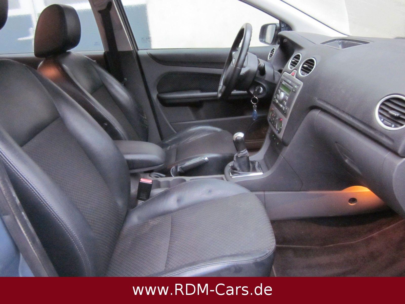 Ford Focus 2005 — photo 10