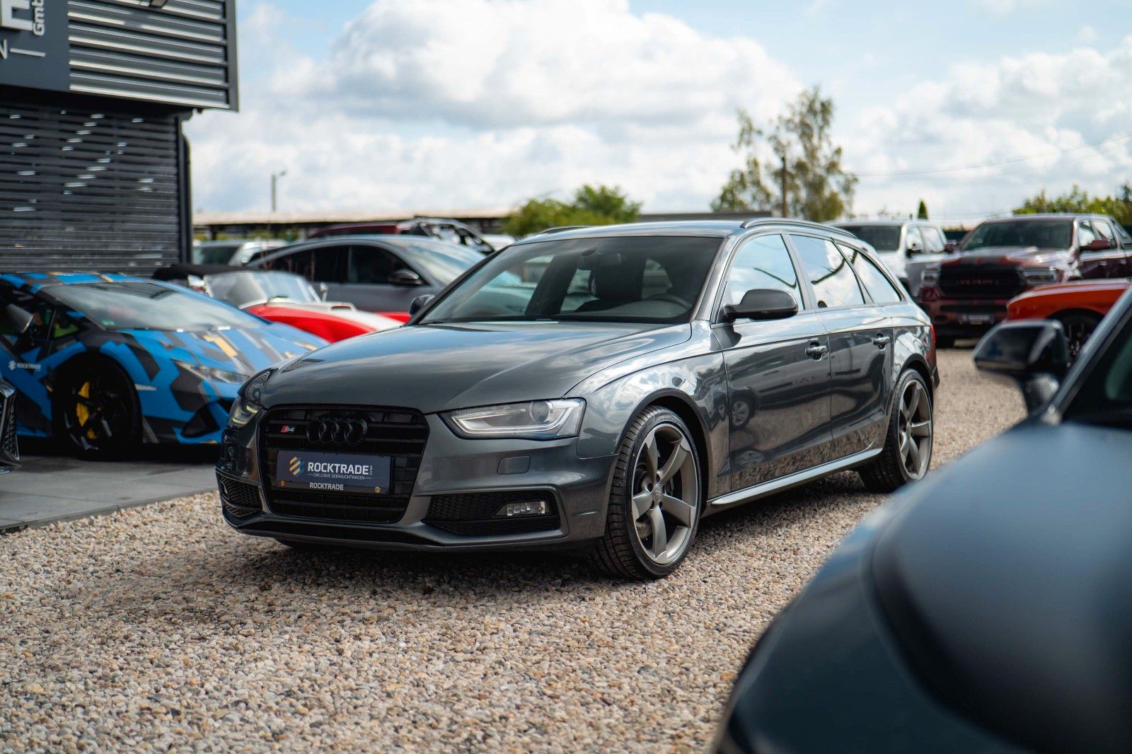 Fahrzeugabbildung Audi S4 Avant 3.0 TFSI quattro | Top Zustand | LED