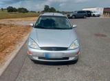 Ford Focus MK1 GHIA Automatik - Ford Focus aus 2000: Ghia
