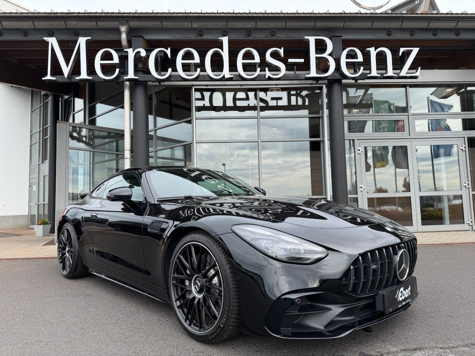 Fahrzeugabbildung Mercedes-Benz AMG GT 43 Premium Plus HUD+Burm+RideControl+360°