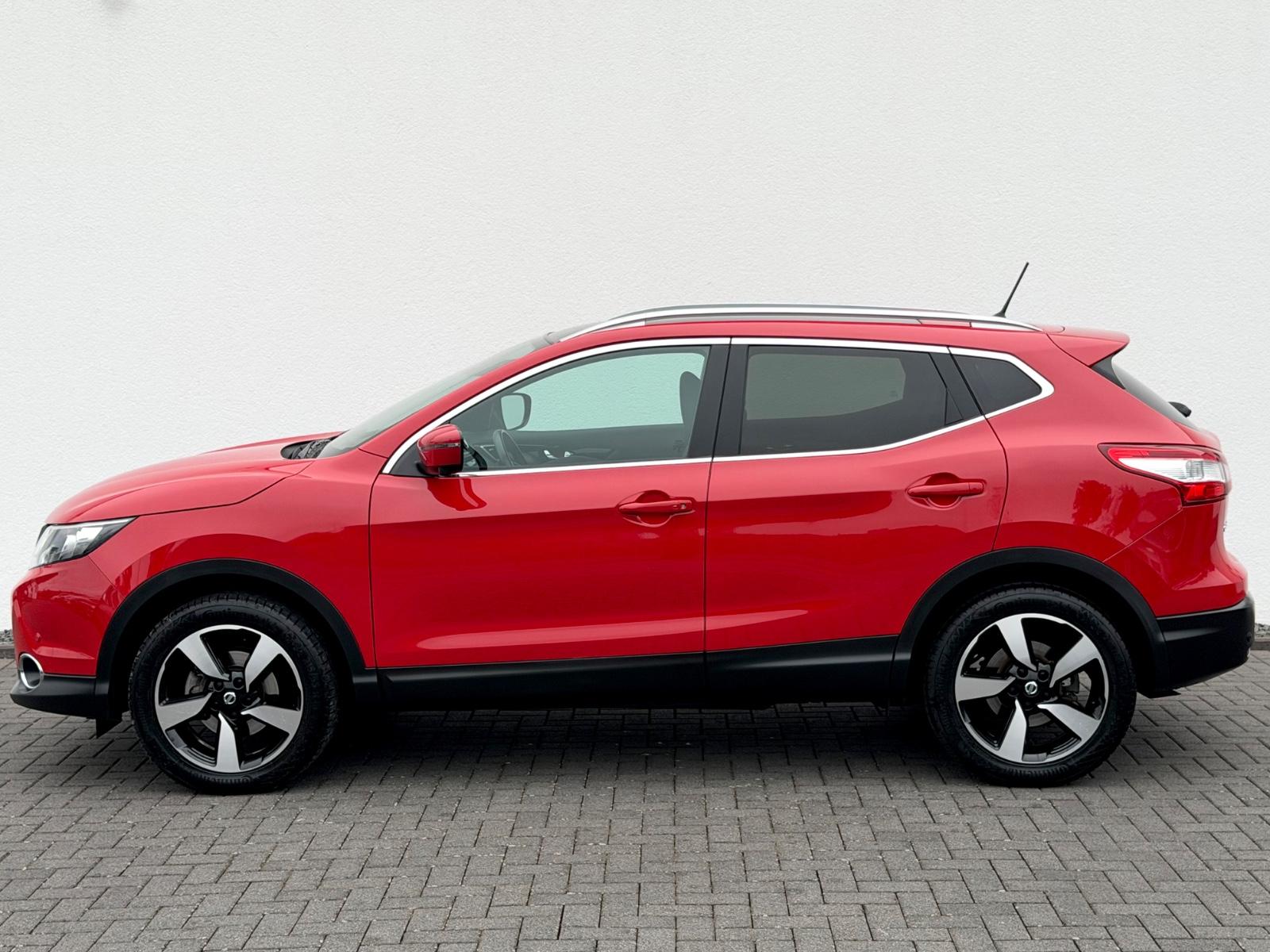 Nissan Qashqai 1.6 dCi PANO/NAVI/AHK/360°CAM/GARANTIE/