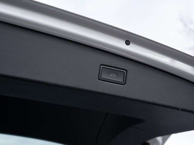 Tiguan Elegance 4M. TDI DSG 360° AHK Matrix