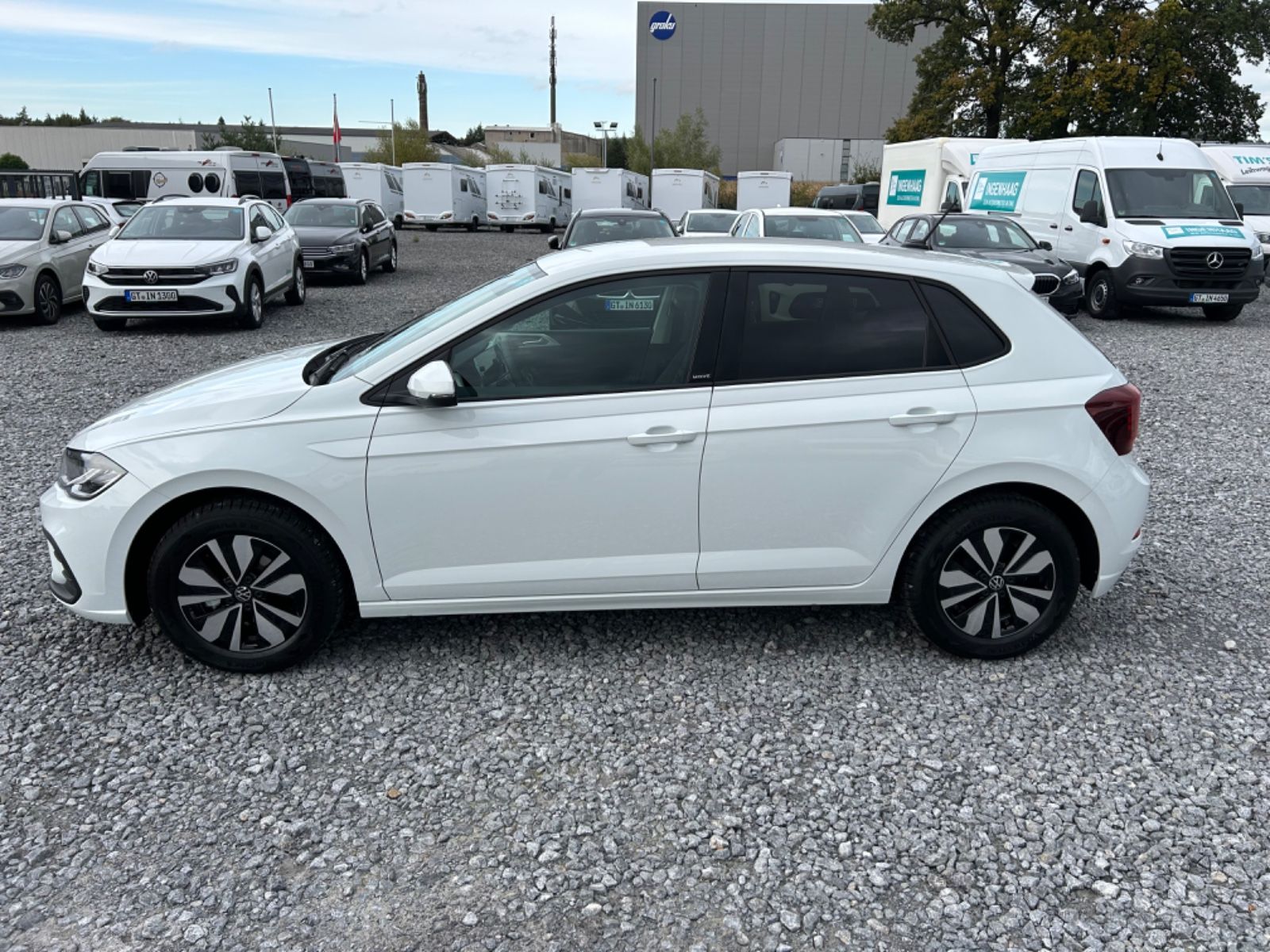 Fahrzeugabbildung Volkswagen Polo VI Move SHZ RFK Garantie