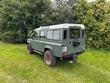 Land Rover Defender 110 TD4 Station Wagon E E - gebrauchte Land Rover Defender aus dem Jahr 2015