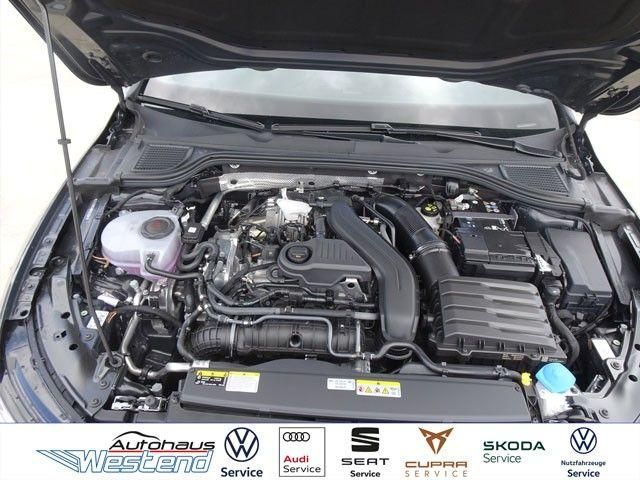 Fahrzeugabbildung Volkswagen Golf Var. R-Line 1.5l eTSI 110kW DSG LED Navi