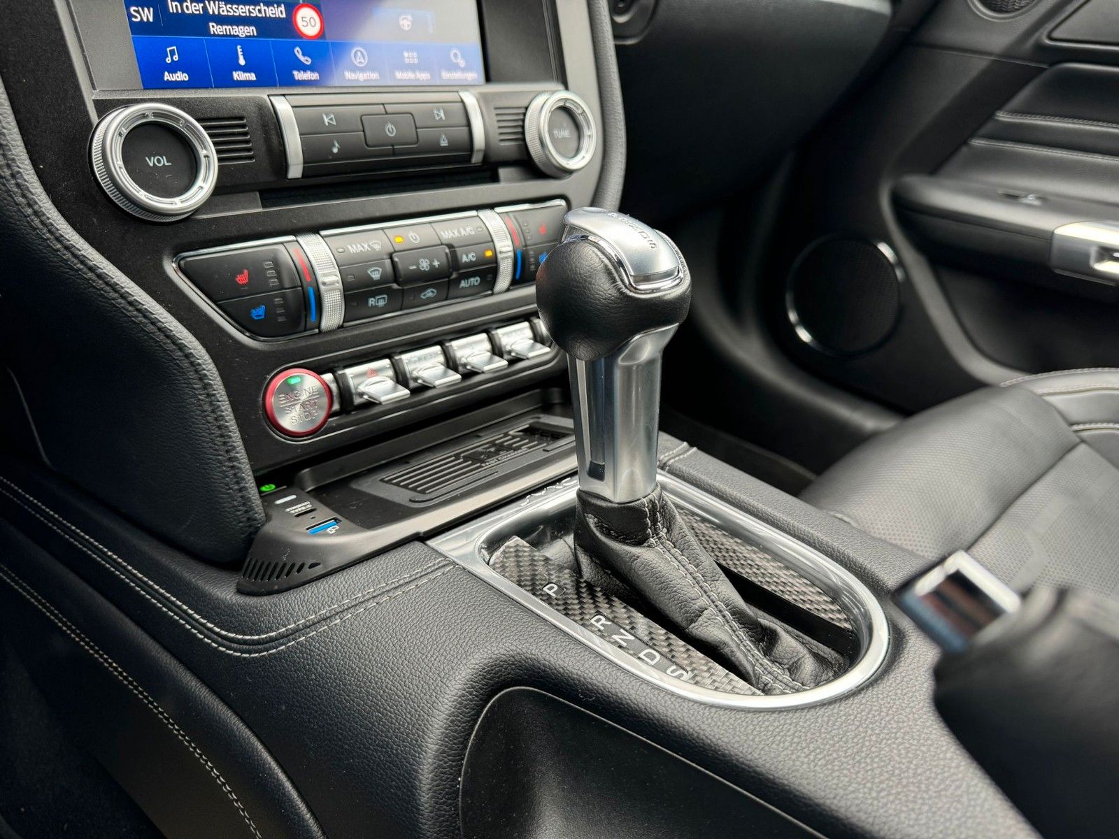 Fahrzeugabbildung Ford Mustang 5.0 Ti-VCT V8 Fastback GT